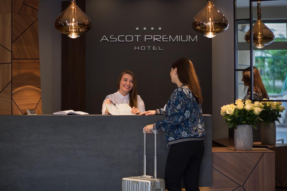 Ascot Premium Hotel Краков Экстерьер фото